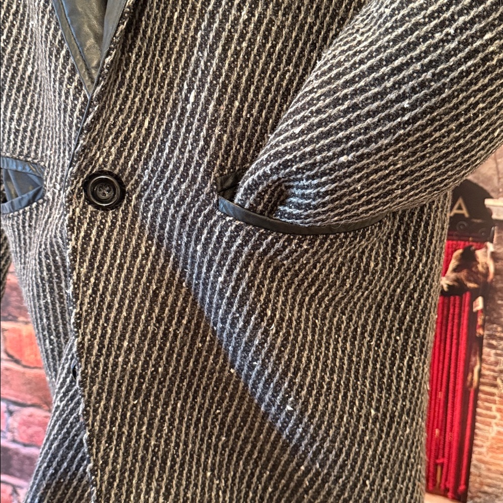 Dual Control Over Coat - Picture 9 of 17